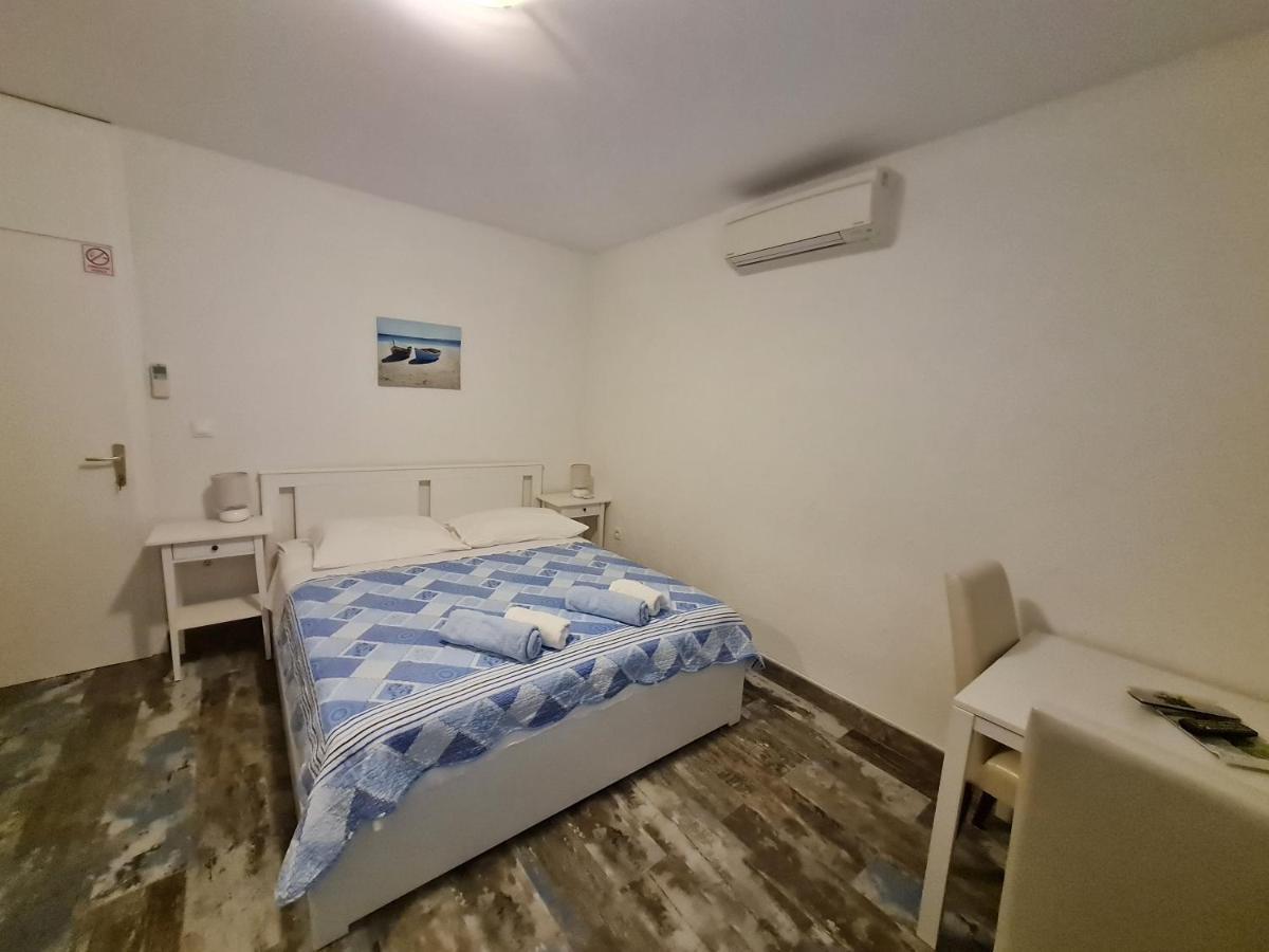 Rooms Andelka Bol Room photo