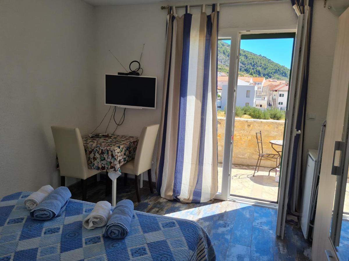 Rooms Andelka Bol Exterior photo